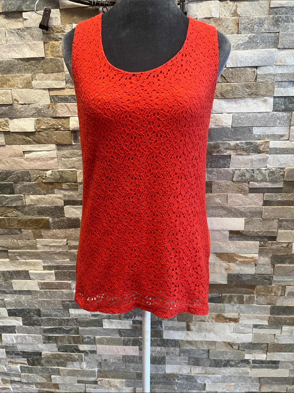 Banana Republic Red Lace Sleeveless Camisole